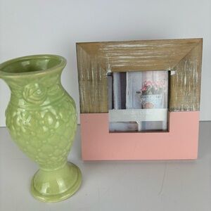 Shabby Chic Pink Wood Frame & Mint Green Vintage Vase Set